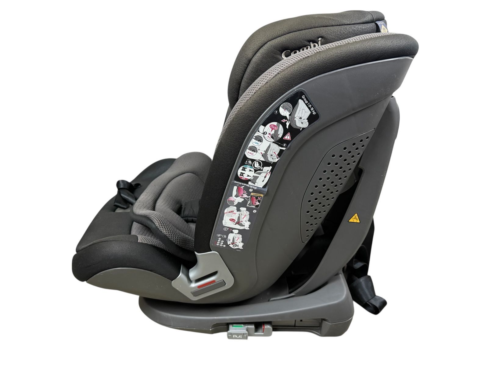 極美品 Combi セイブトレック ISOFIX エッグショック TB ネイビー