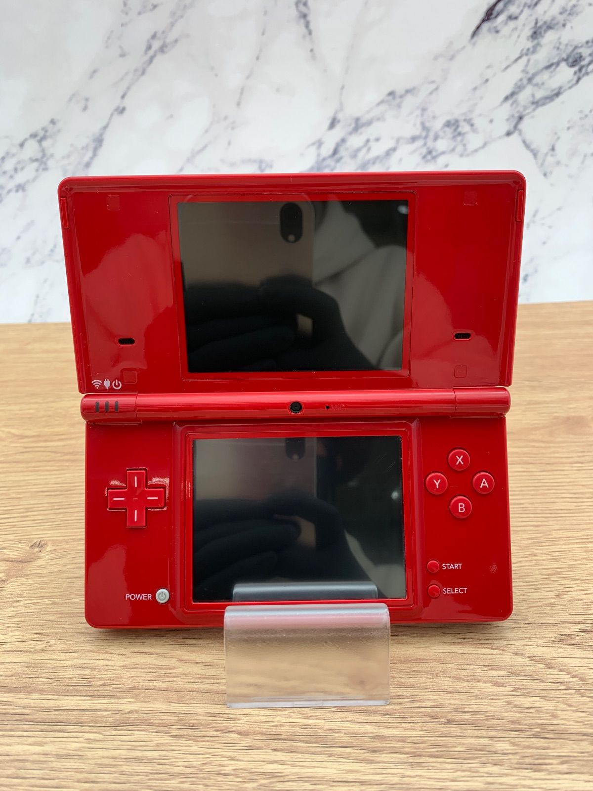 DSi 本体 レッド 【公式通販】