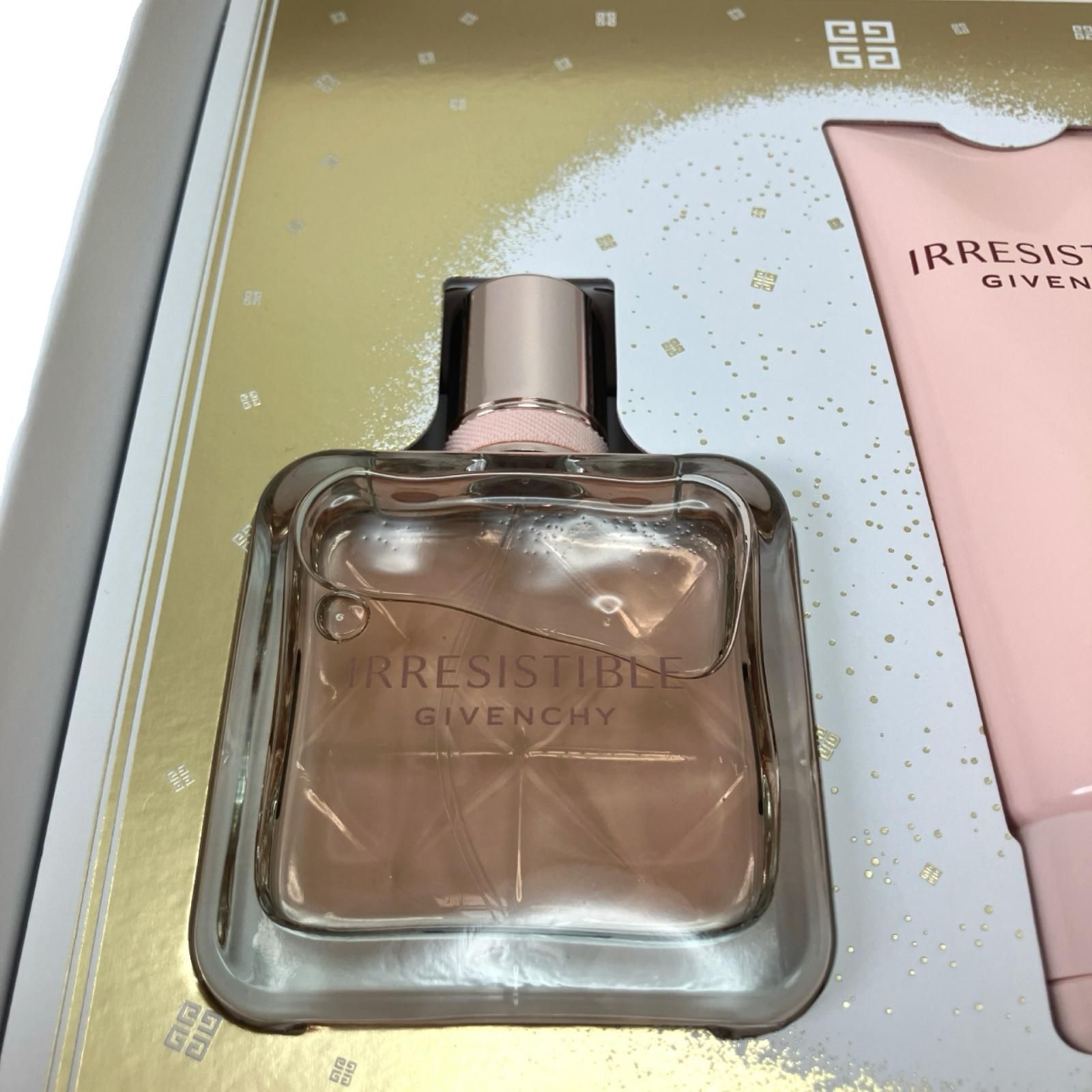 GIVENCHY ジバンシー イレジスティブル ホリデー限定コフレ - メルカリ