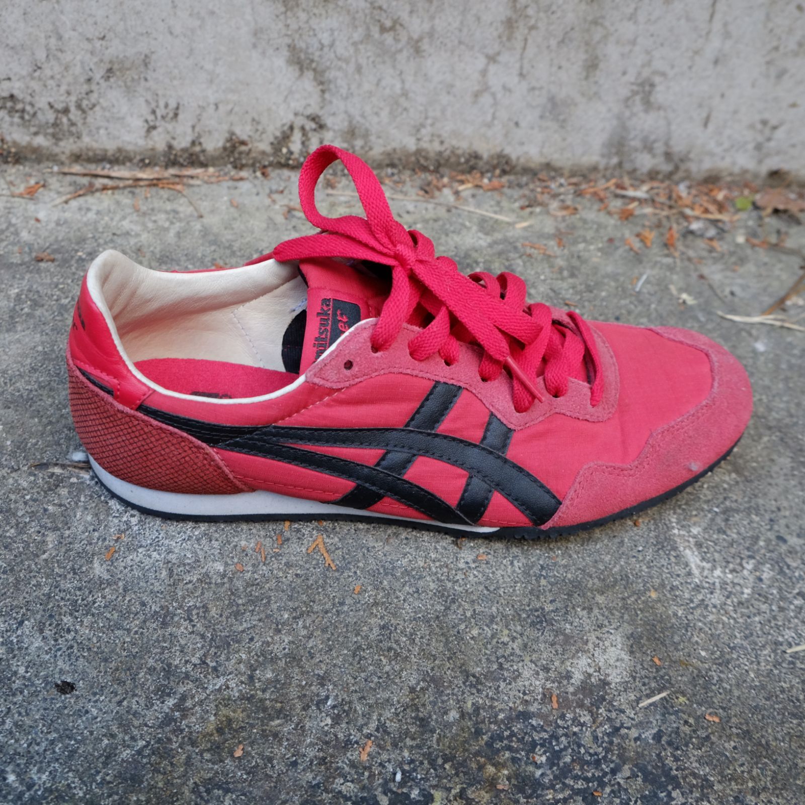 Onitsuka Tiger SERRANO Sneakers / Red & Black / Size: 25.0cm (US 