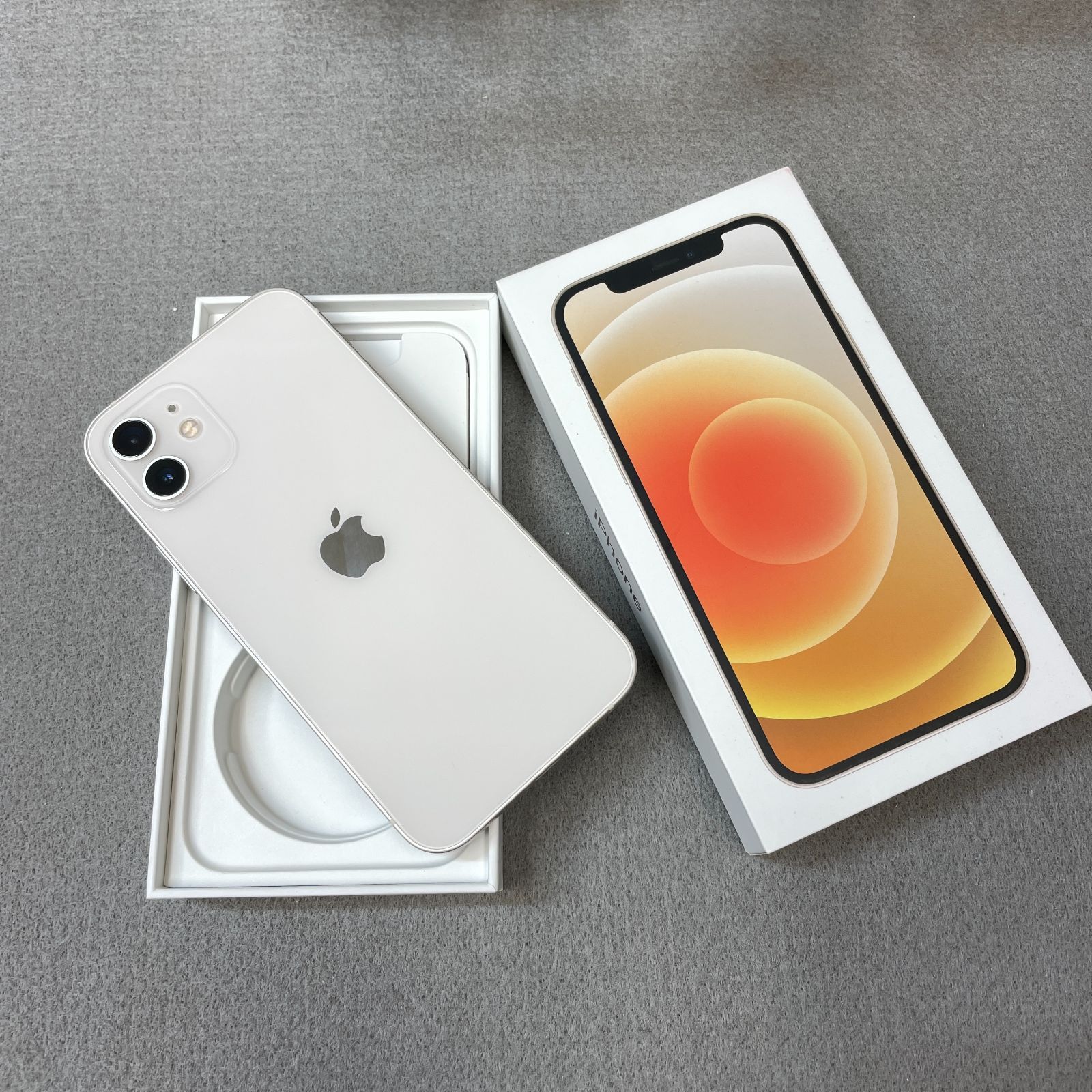 Apple iPhone 12 64GB ホワイト SIMフリーの通販はau PAY Apple iPhone 12 64GB ホワイト SIMフリーの通販はau PAY