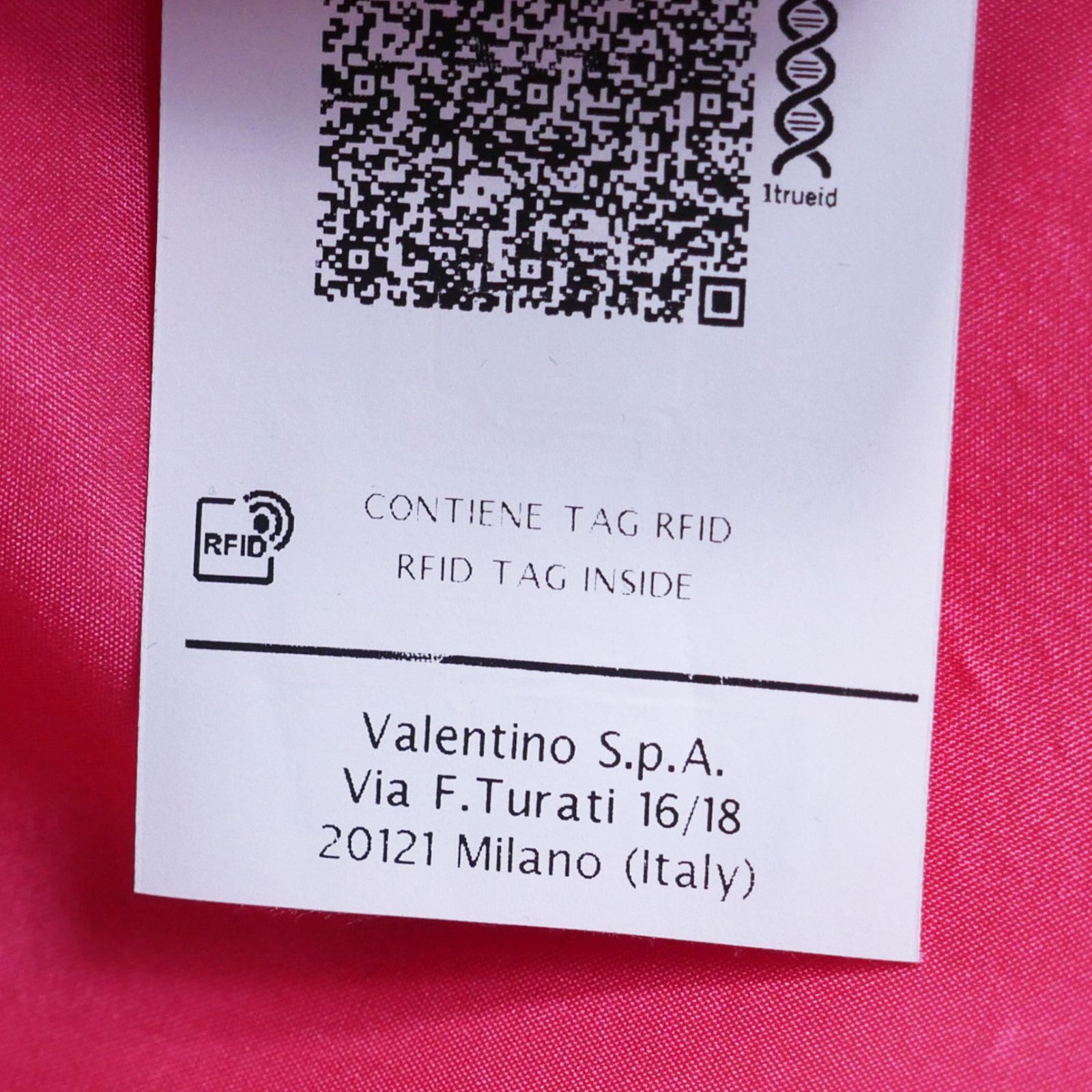 dt276/38《VALENTINOヴァレンティノ》1stライン/大人華やぐ一着 