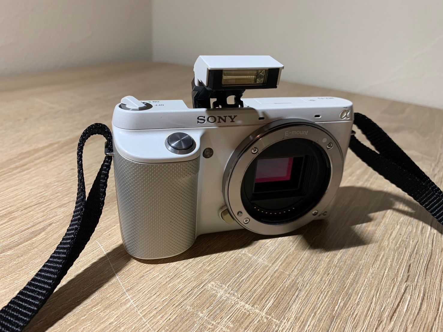 8960 Sony ソニー NEX-F3 ホワイト ジャンク品 - メルカリ