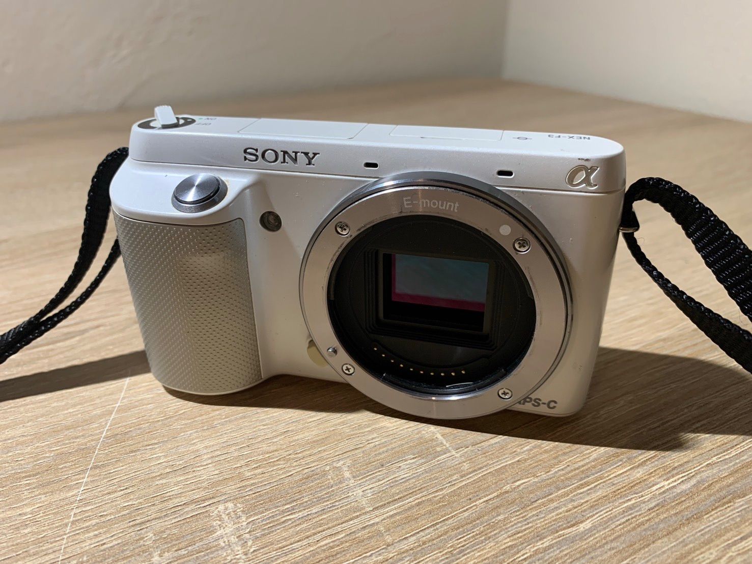 8960 Sony ソニー NEX-F3 ホワイト ジャンク品 - メルカリ