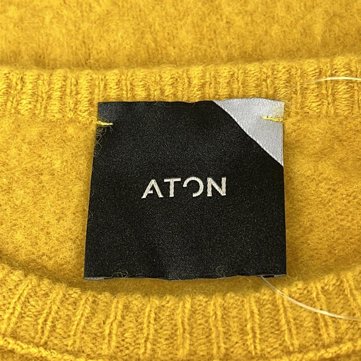 ATON(エイトン) 長袖セーター サイズ02 M レディース - ダークイエロー クルーネック/カシミヤ Demi-Luxe BEAMS（デミルクス ビームス）ATON / カシミヤ クルーネック