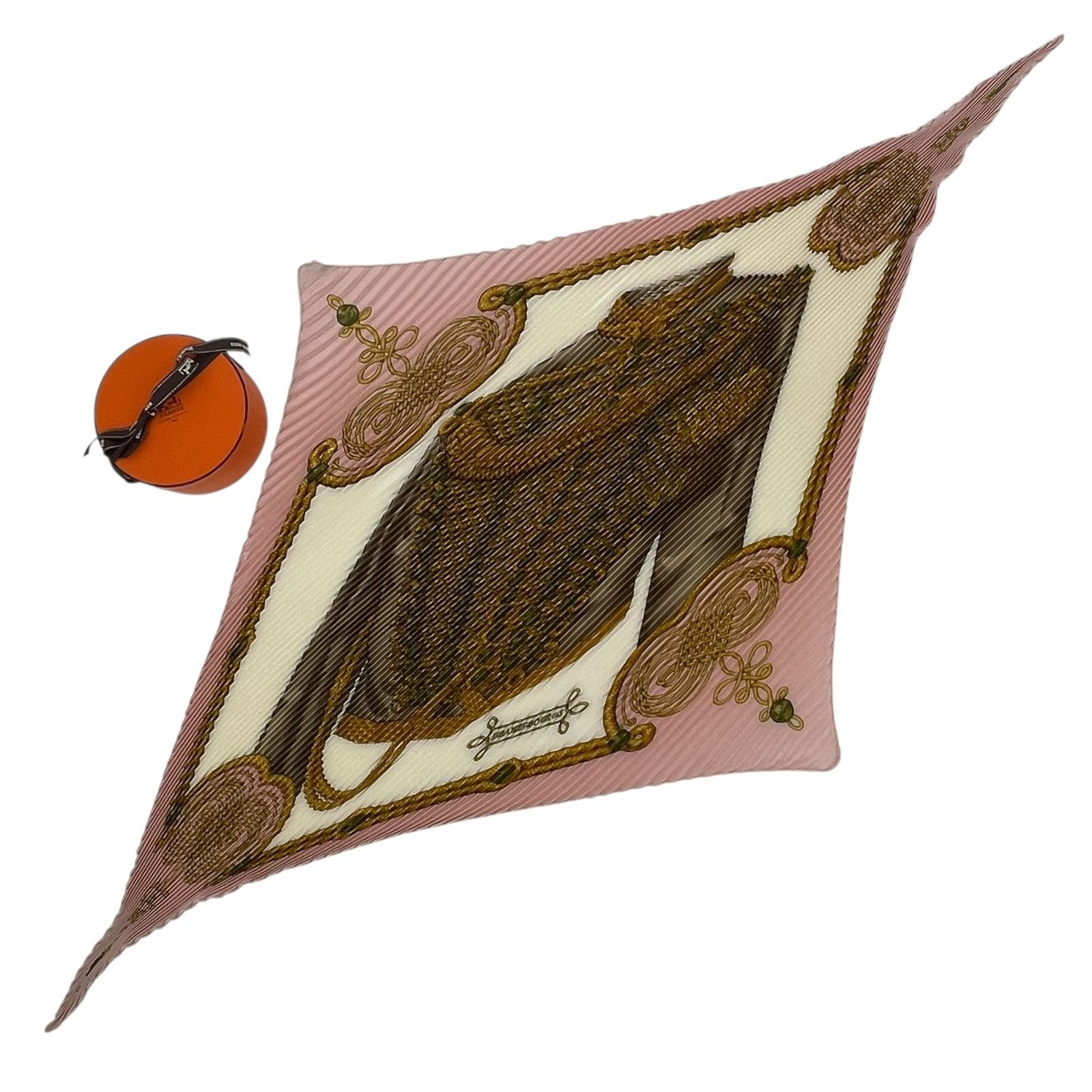HERMES プリーツスカーフ シルク 正規品 箱付き 新品同様 HERMES エルメス スカーフ プリーツ シルク 軍服装飾 肩章
