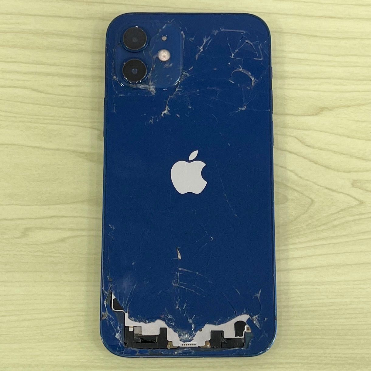 背面割れ有iPhone 12 pro max 128GB パシフィックブルー公式 iPhone12