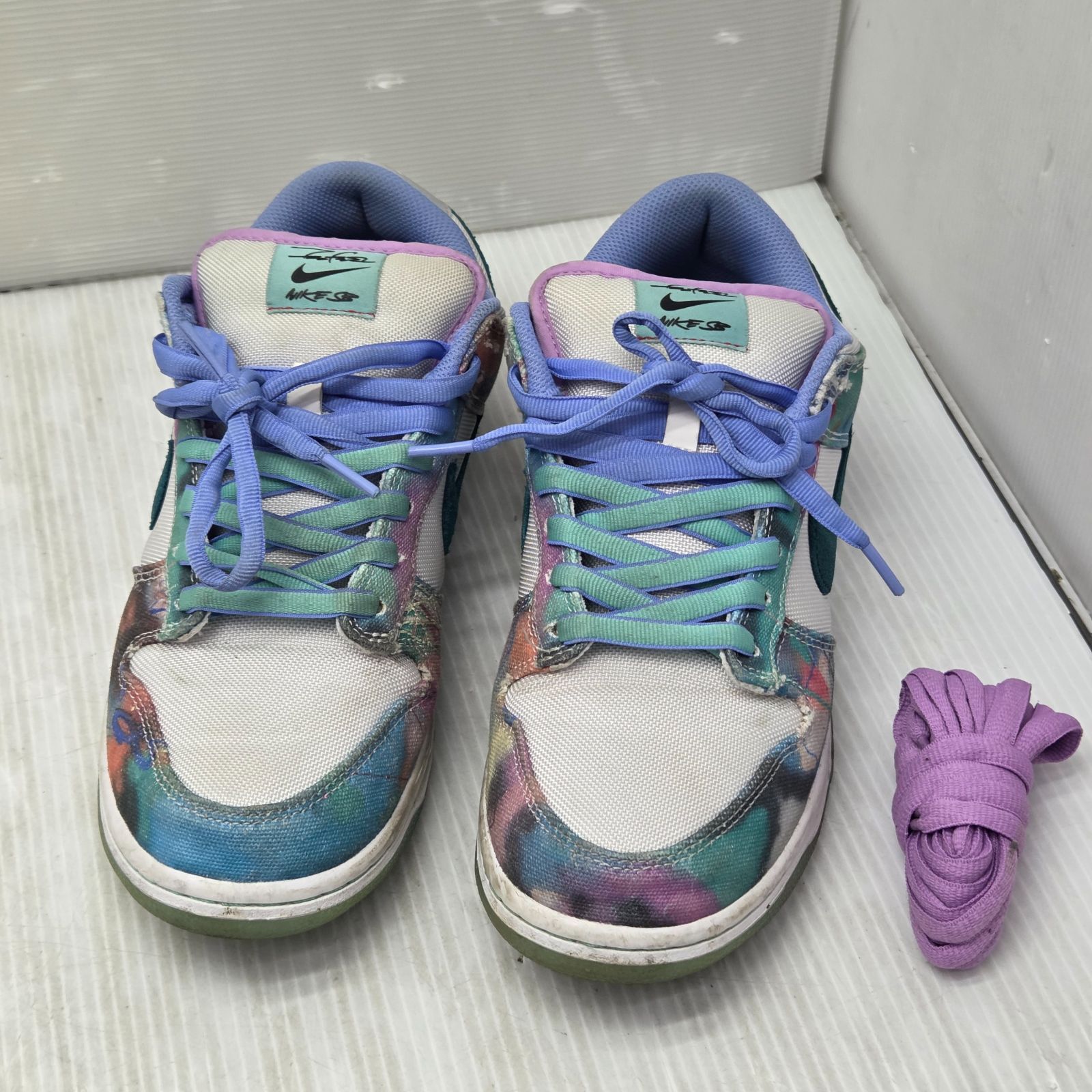 3 S02724 NIKE ナイキ NIKE × FUTURA ナイキ フューチュラ SB DUNK LOW 