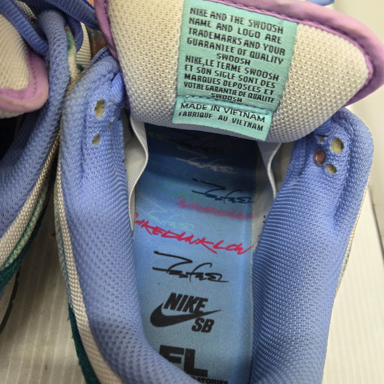 3 S02724 NIKE ナイキ NIKE × FUTURA ナイキ フューチュラ SB DUNK LOW 