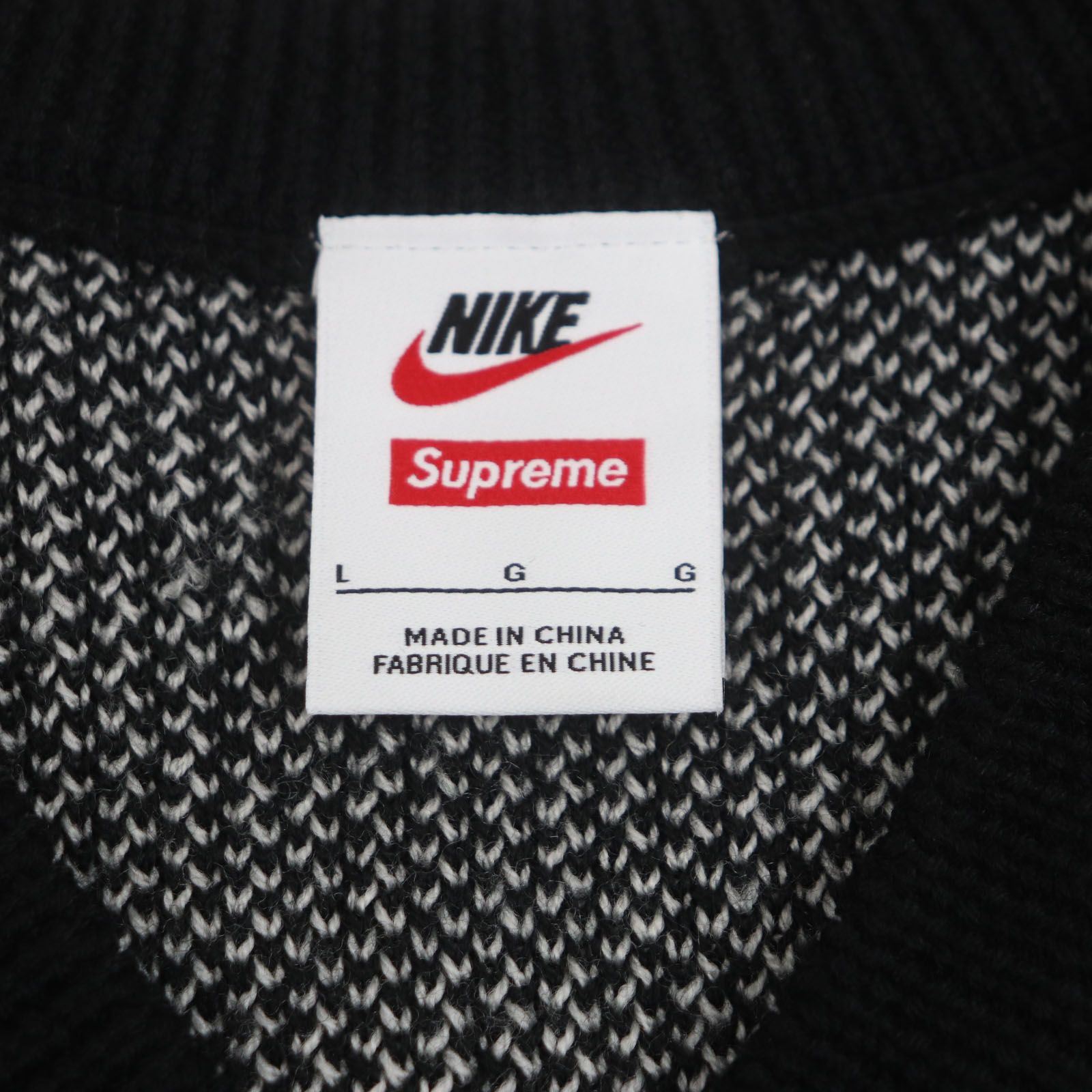 極美品▼Supreme NIKE シュプリーム ナイキ 25SS HF9638-010 Sweater Vest ウール混 Vネック 刺繍 バックロゴ ニットベスト ジレ ベスト ブラック L 正規品 メンズ 極美品▽Supreme NIKE シュプリーム ナイキ 25SS HF9638-010 Sweater