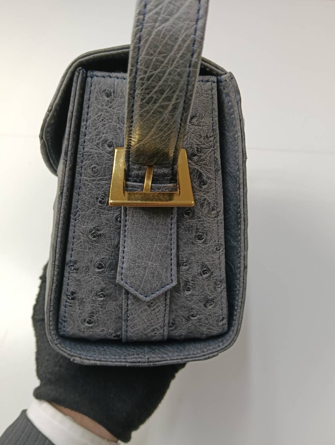 レディース 【品】 オーストリッチ ショルダーバッグ グレー 肩掛け 