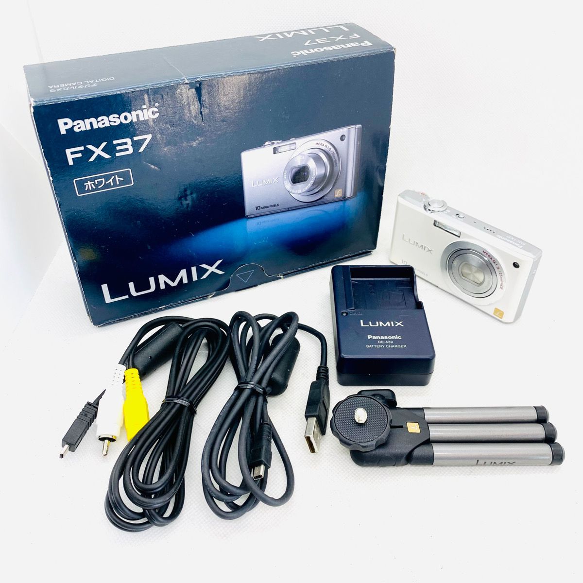 Panasonic LUMIX DMC-FX37 デジカメ ホワイト 動作確認済】Panasonic LUMIX DMC-FX37 コンパクトデジタルカメラ