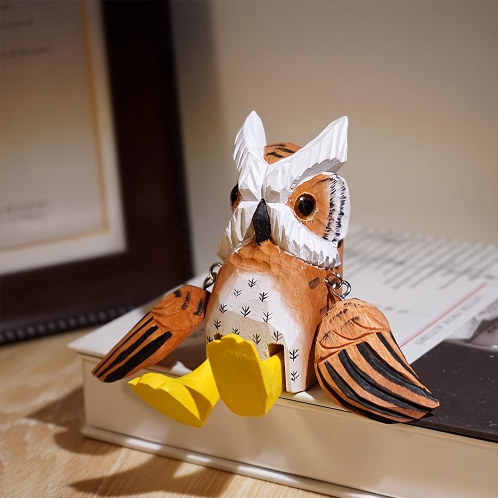 置物 座っているフクロウ