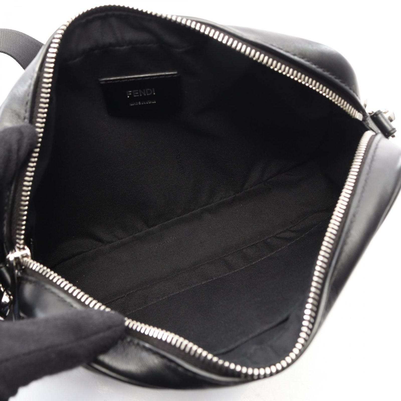 フェンディ FENDI ショルダーバッグ ダイアゴナル カメラケース ズッカ 