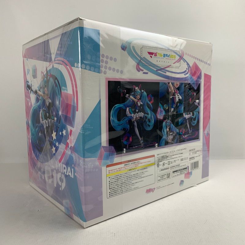 中古美品】 初音ミク マジカルミライ 2019 Ver. 1/7スケール