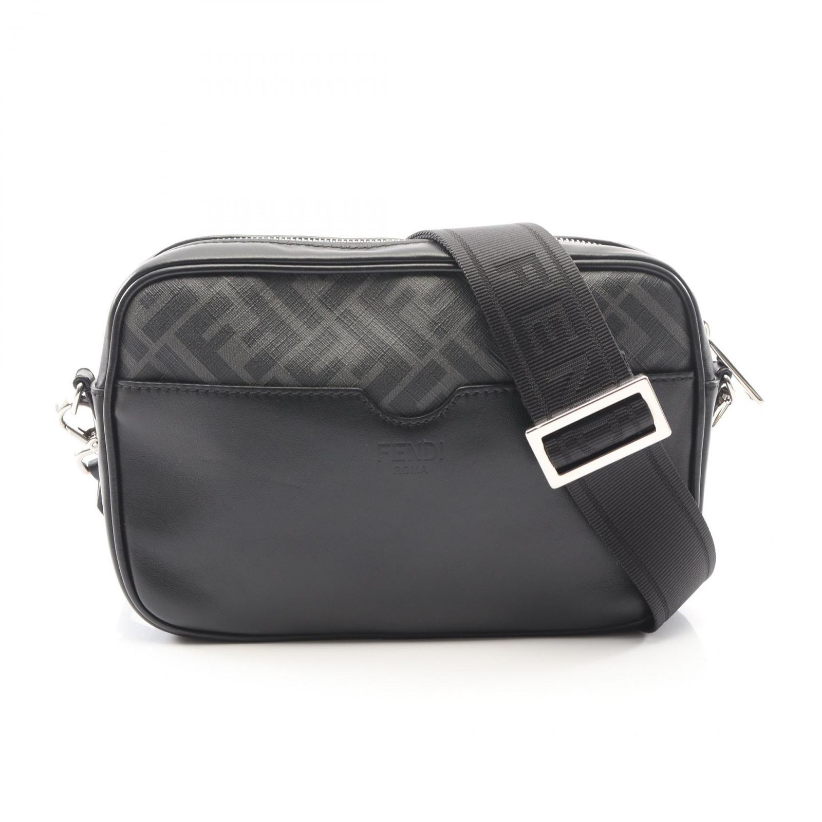 フェンディ FENDI ショルダーバッグ ダイアゴナル カメラケース ズッカ