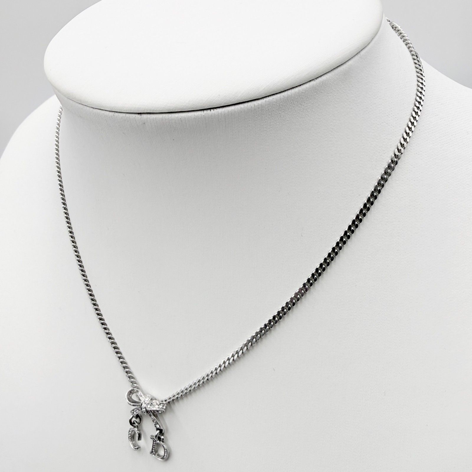 Christian Dior（クリスチャンディオール）CDロゴ リボン ネックレス