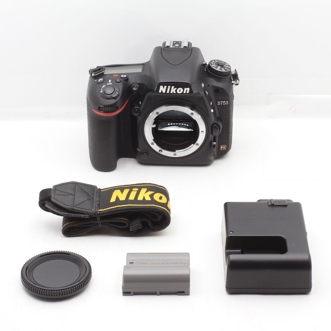 デジタル一眼カメラ 美品 ニコン NIKON D750 ボディ デジタル一眼レフ