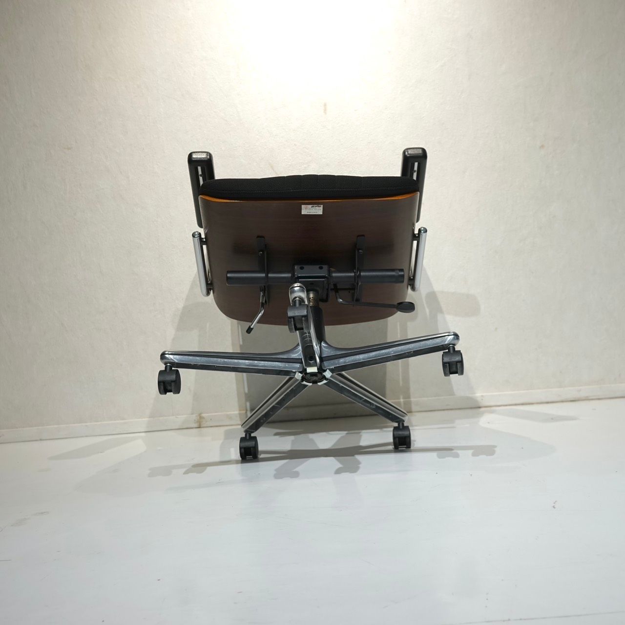  giroflex ジロフレックス BRASA ブラサ アームチェア デスクチェア ワークチェア 昇降式 チェア 椅子 ファブリック モダン ミッドセンチュリー ミニマル ホームオフィス オフィスチェア ワークチェア 椅子 チェア