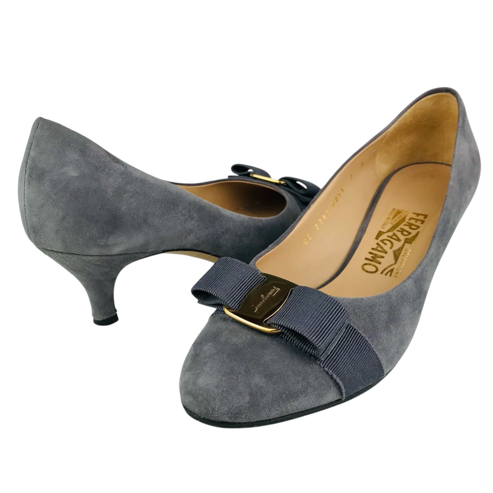良品☆Salvatore Ferragamo☆サルヴァトーレ フェラガモ【CARLA