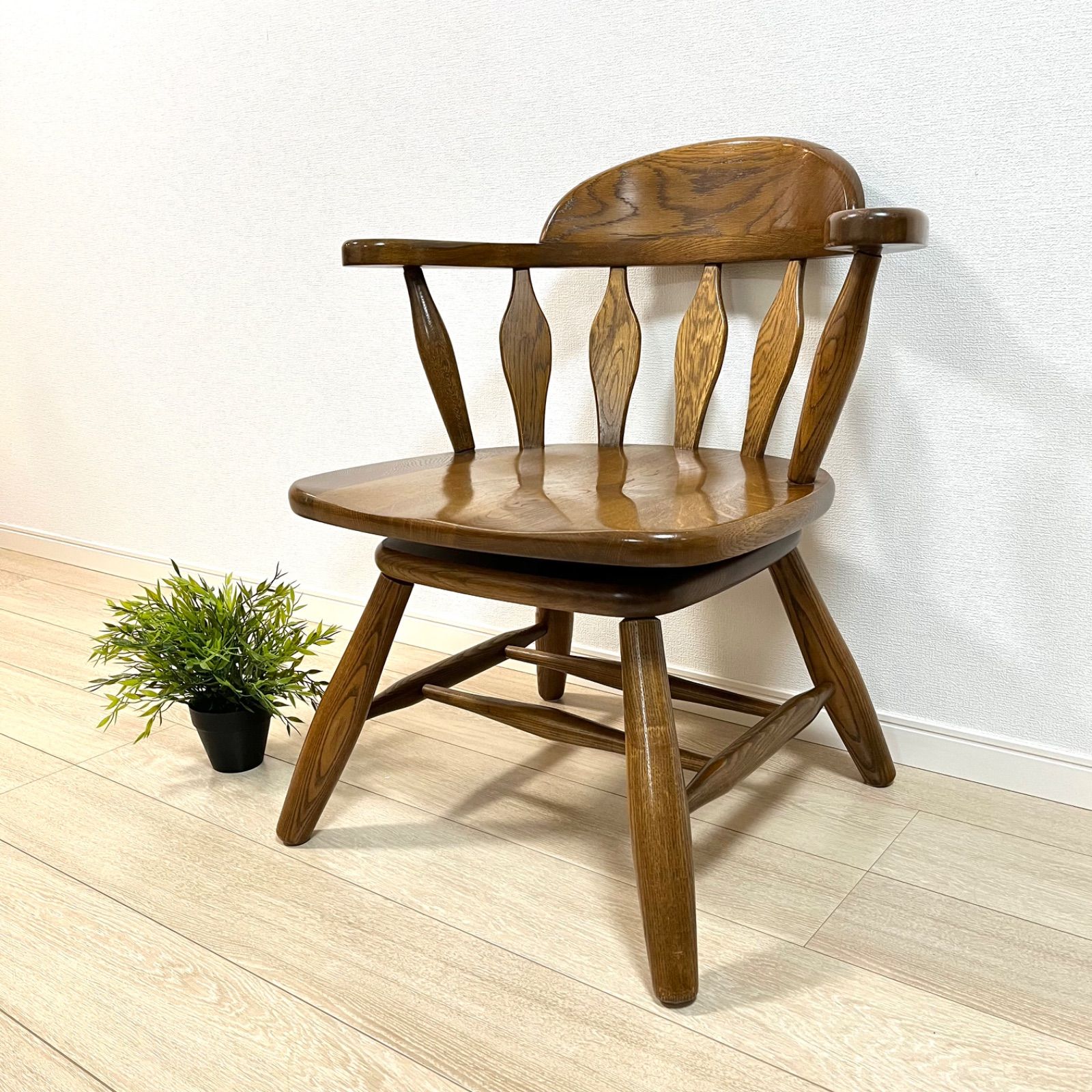 WINDS 太平 飛騨家具 ウィンザーチェア 回転椅子 ナラ材　D WINDS 太平 飛騨家具 ウィンザーチェア 回転椅子 ナラ材 D 【公式通販】