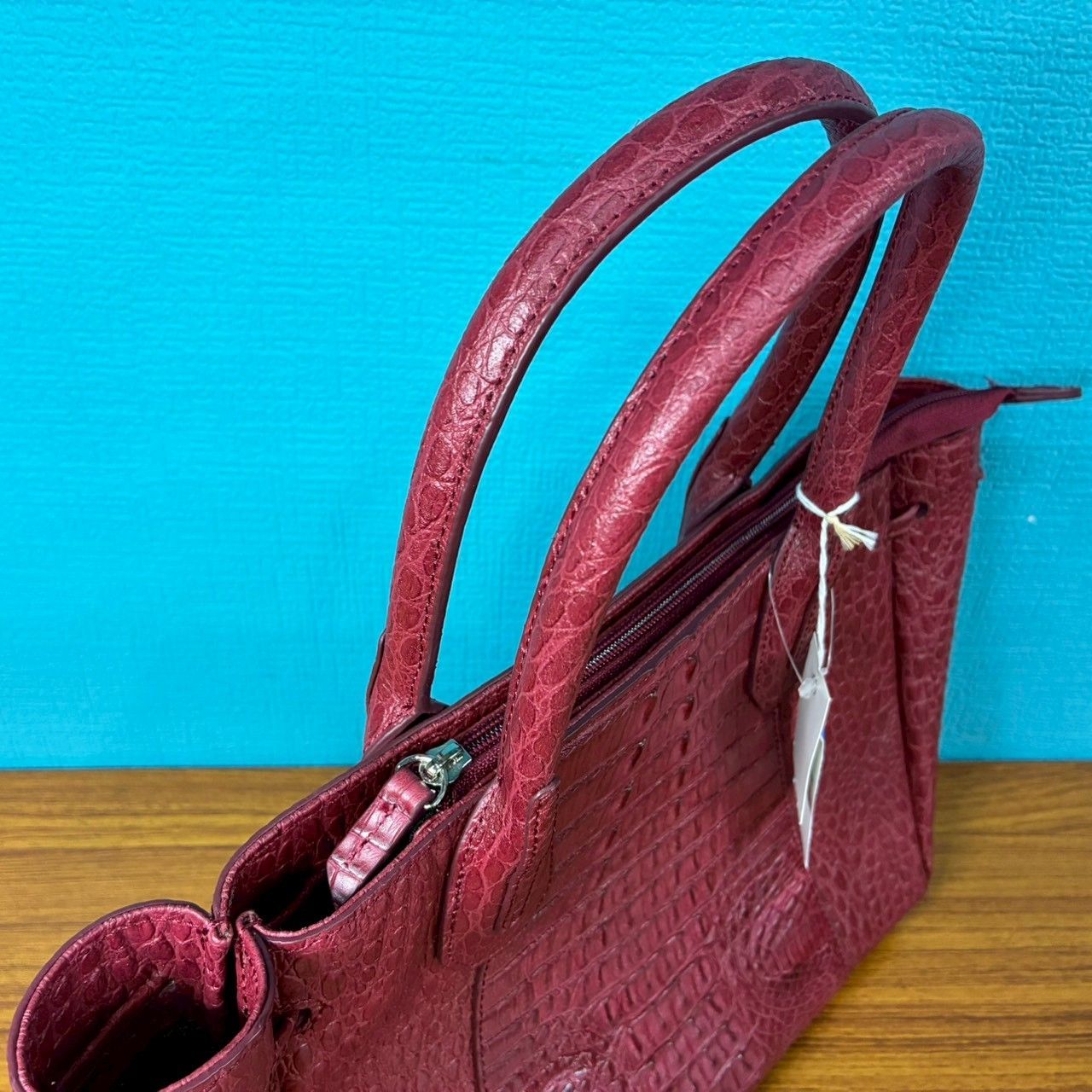 WB114 美品 本革 カイマン ワニ革 ハンドバッグ ワインカラー 