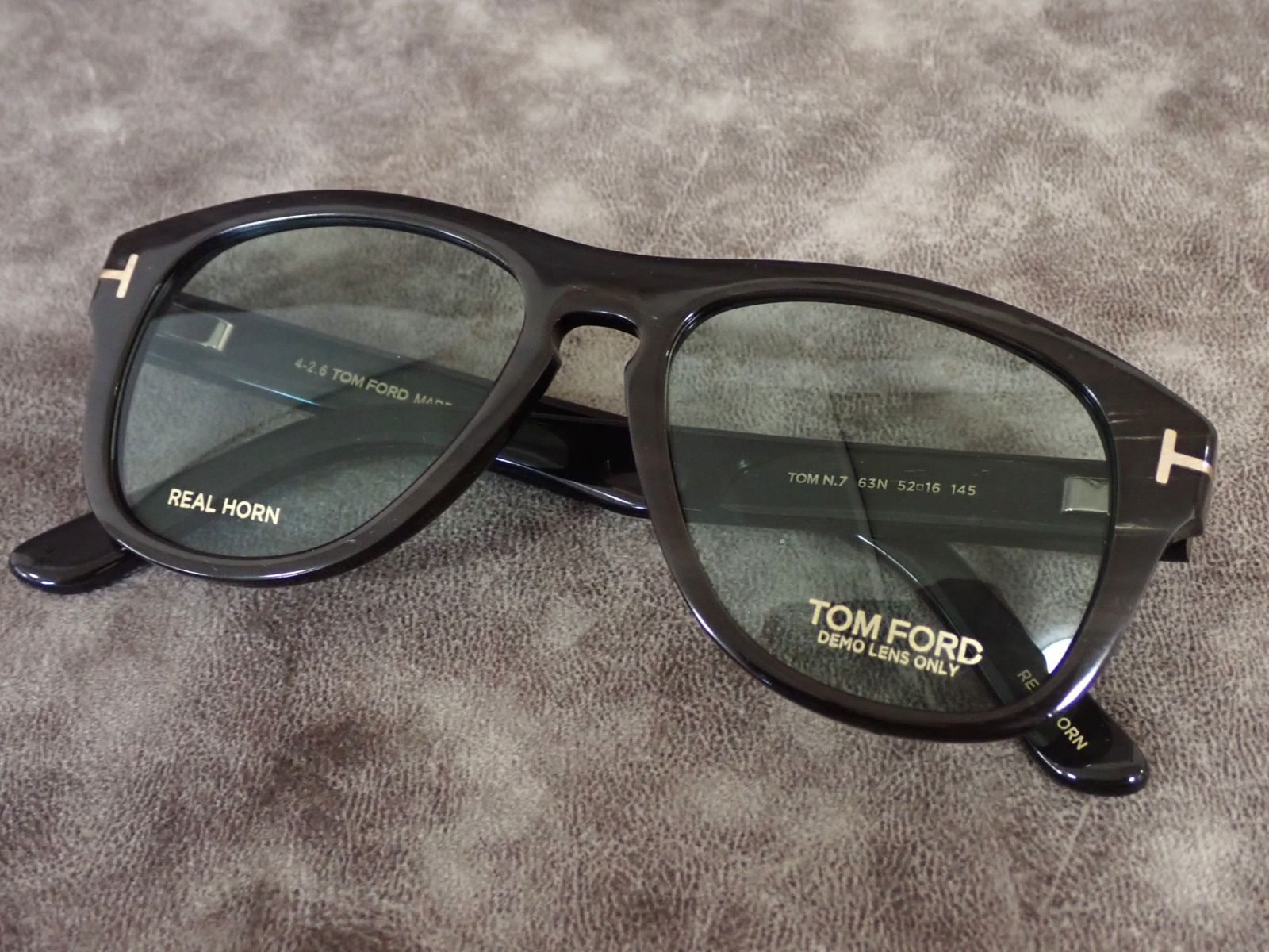 TOM FORD サングラス　REAL HORN 53□18 145 水牛角 定価15万/美品】TOM FORD トムフォード TOM N.7 63N REAL HORN 天然水
