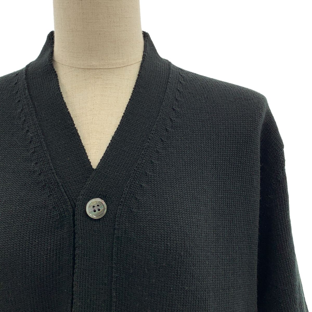 BLACK COMME des GARCONS / ブラックコムデギャルソン | 2023AW | Faux Fur Hem Cardigan / 変形 ファードッキング カットオフ ニット カーディガン | XS | ブラック | レディース BLACK COMME des GARCONS / ブラックコムデギャルソン | 2023AW | Faux