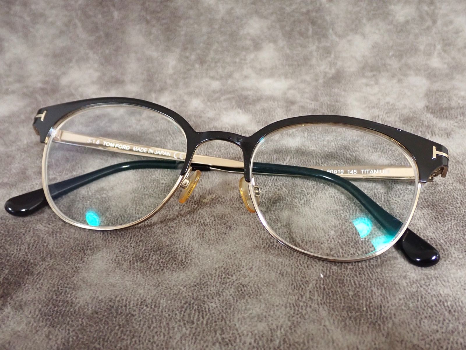 美品/日本製】TOM FORD トムフォード TF5382 001 メガネ チタニウム