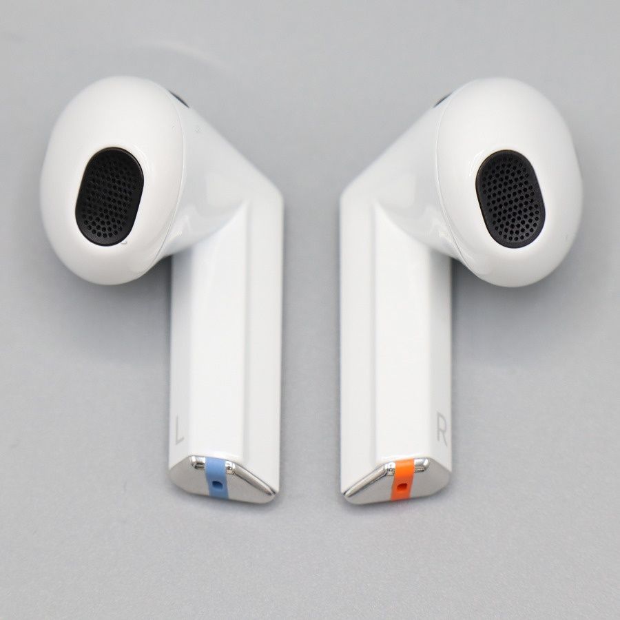 美品】SAMSUNG Galaxy Buds3 SM-R530NZWAXJP ホワイト 完全ワイヤレス