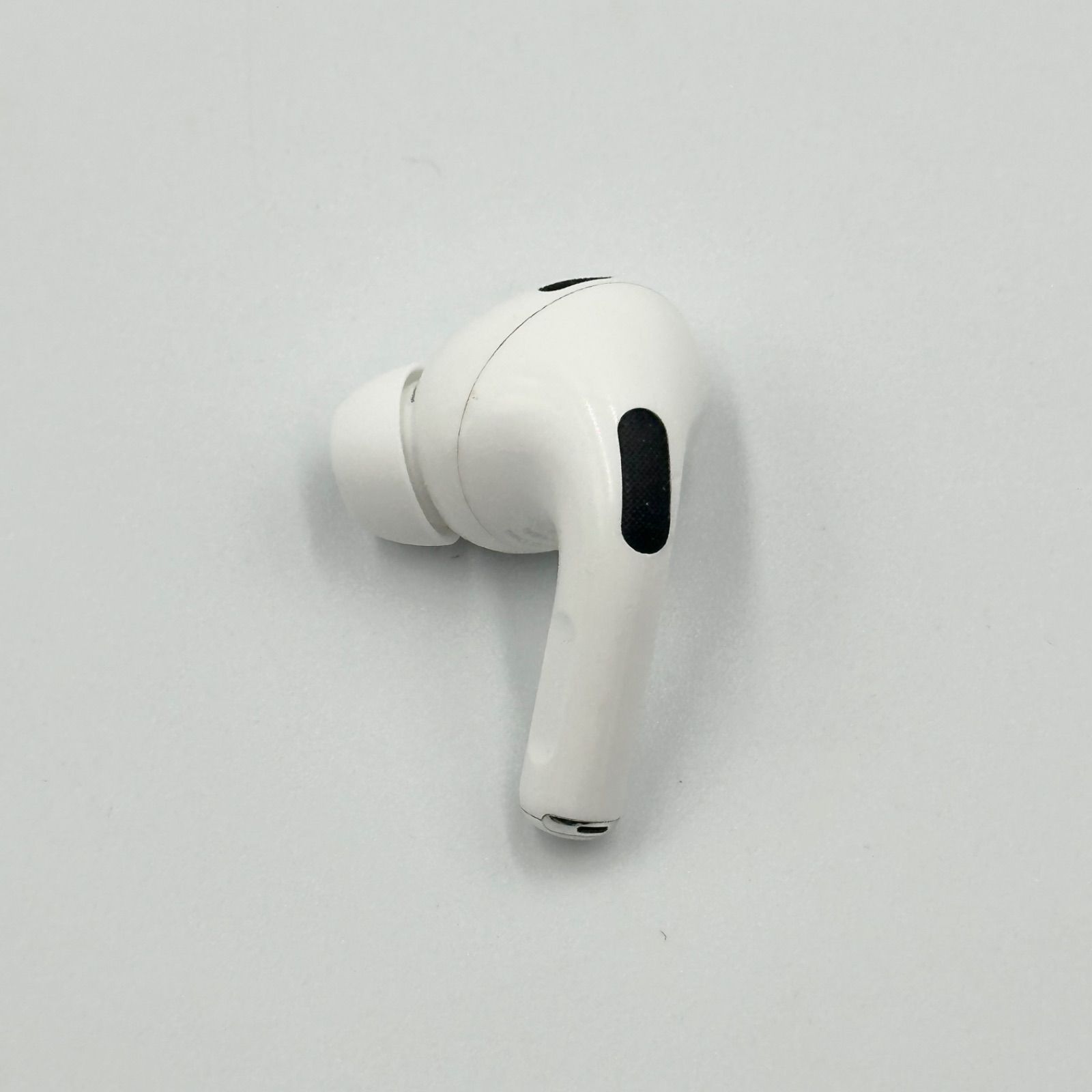 24時間以内発送・美品✨️】Apple AirPods Pro 第2世代 左耳のみ 24時間以内発送・美品✨️】Apple AirPods Pro 第2世代 左耳のみ