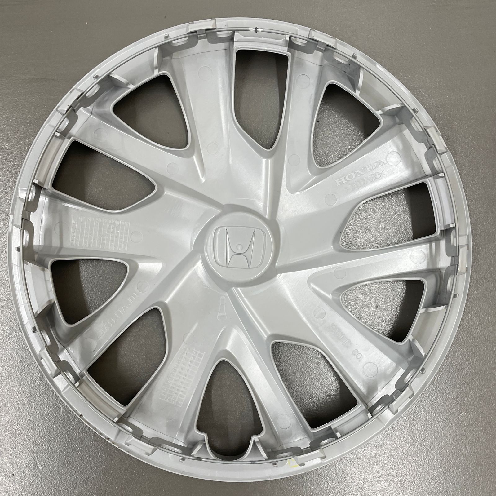 ホンダ 純正 ホイールキャップ 4枚セット 14インチ【中古品】* - メルカリ