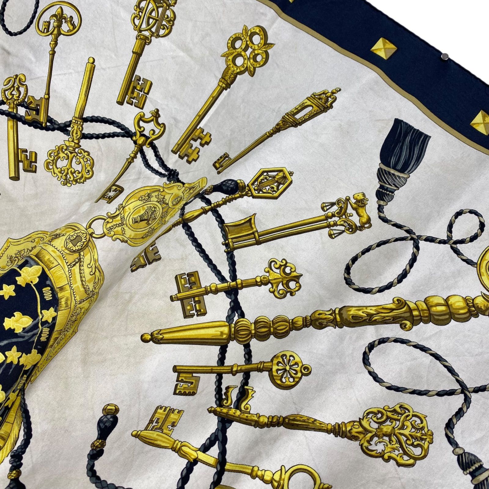 エルメス カレ90 LES CLES シルクスカーフ 鍵柄 ブラック HERMES 