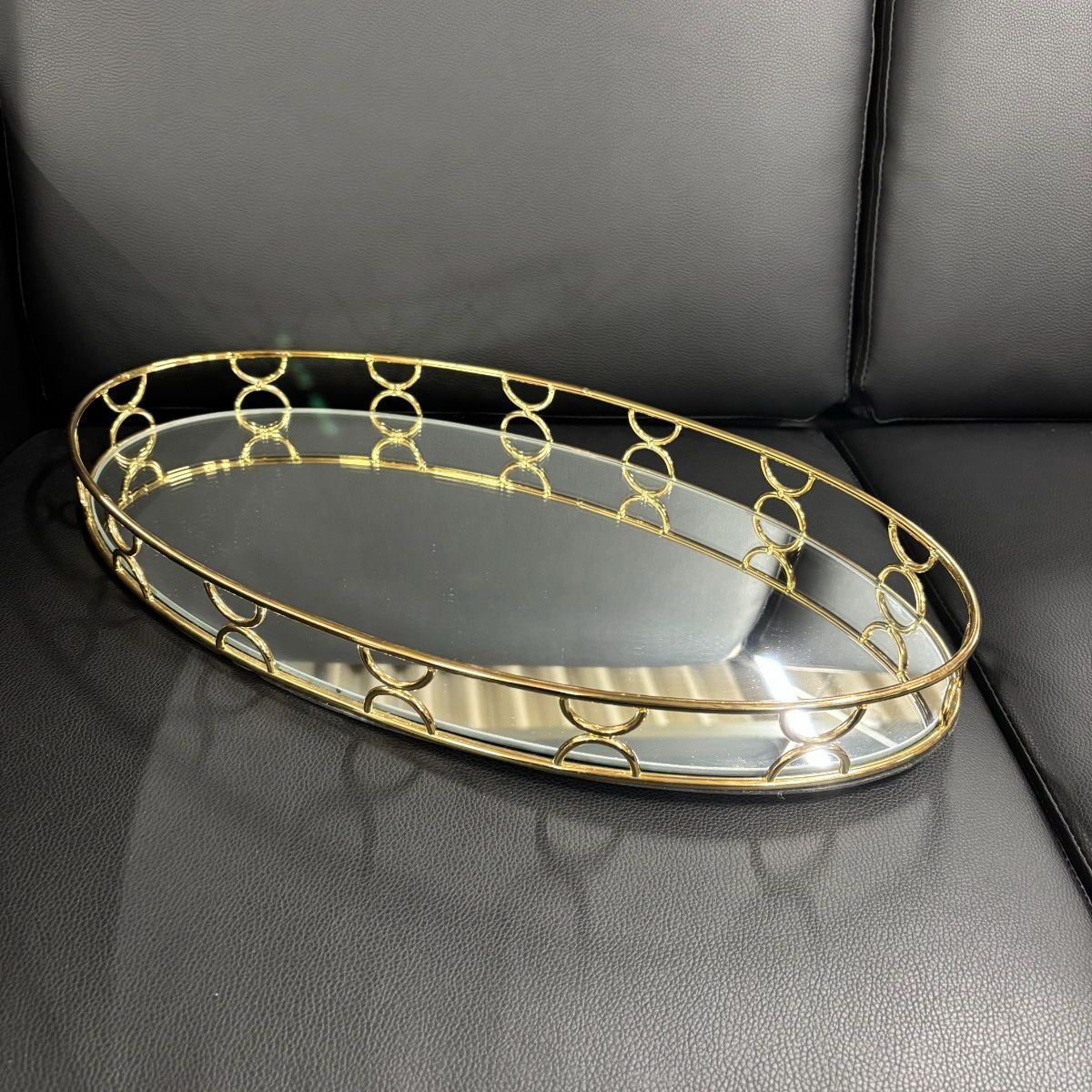 新品 ザラホーム ミラートレイ ❤︎ トレイ 中サイズ ZARA HOME ミラーゴールドトレイ 48cm｜おしゃれなインテリア - メルカリ
