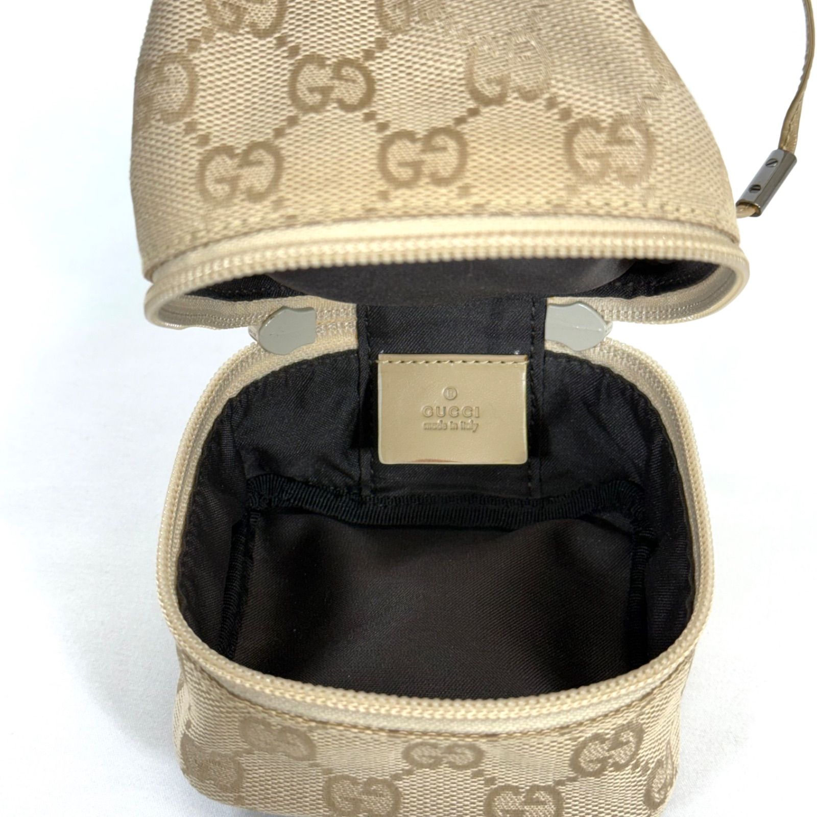 美品】Gucci グッチ GGキャンバス 巾着 アクセサリーポーチ 039 1054 