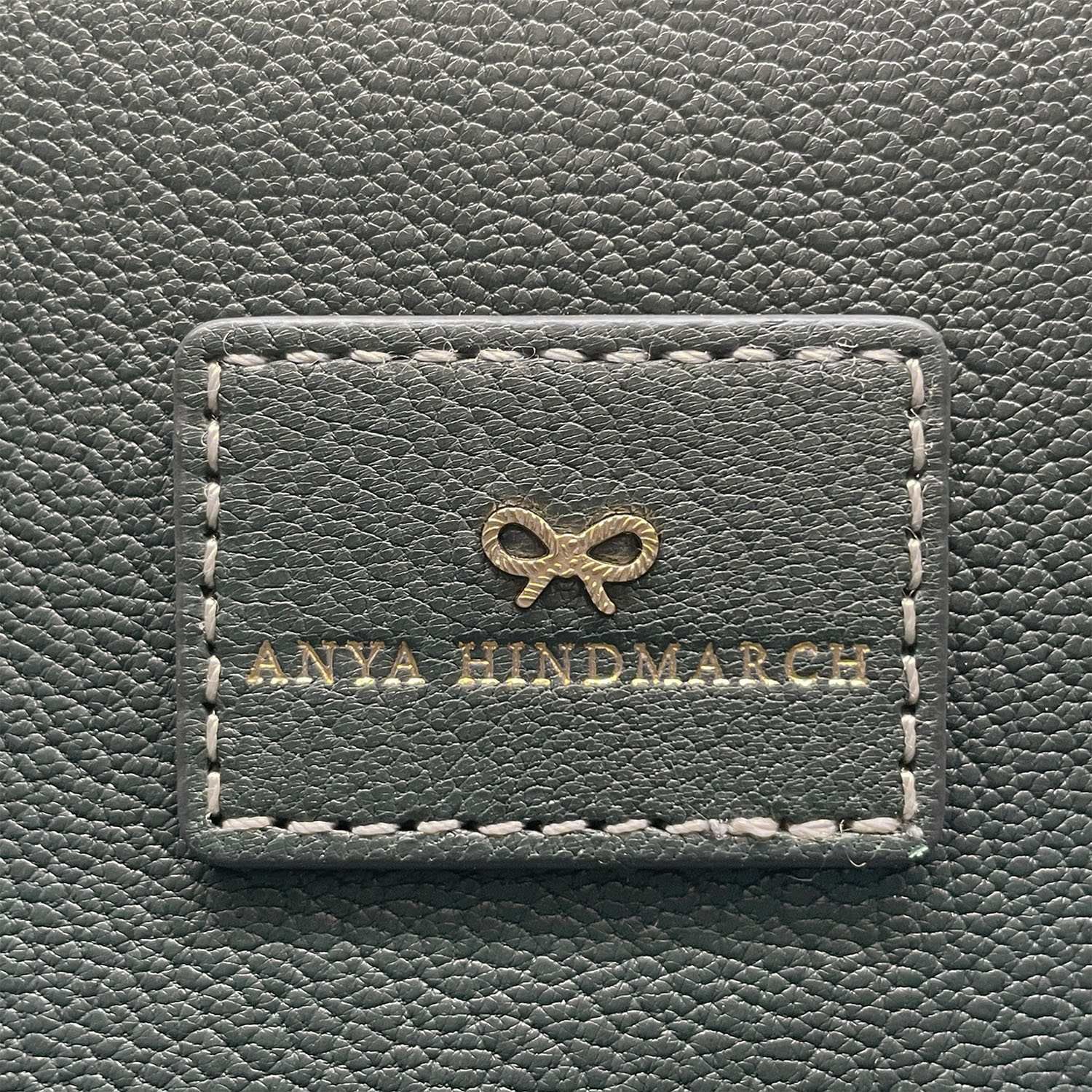 Anya Hindmarch アニヤ・ハインドマーチ ニーソン スモール スクエア 