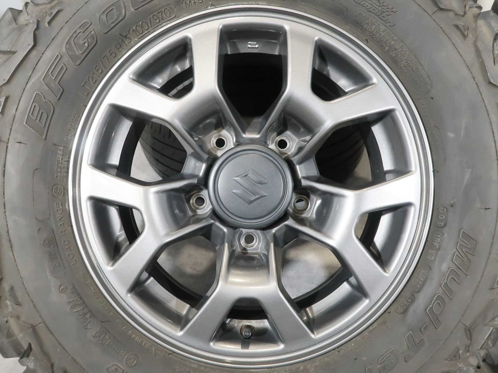 スズキ JB74W ジムニーシエラ 純正 5.5-15+5 5H139.7 グラントレック 