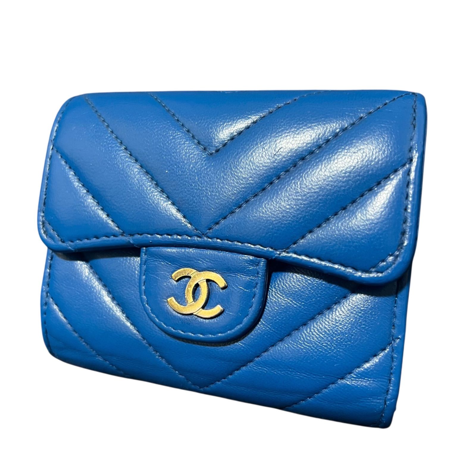 R*ド様 シャネル CHANEL Vステッチ シャブロン ラムスキン 三つ折り財 シャネル CHANEL Vステッチ シャブロン ラムスキン 三つ折り財布