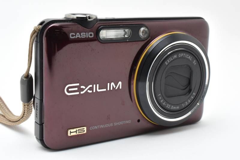 実用光学美品】Casio カシオ EXILIM EX-FC150 レッド 赤 コンパクト