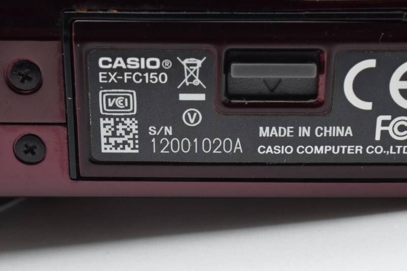 実用光学美品】Casio カシオ EXILIM EX-FC150 レッド 赤 コンパクト