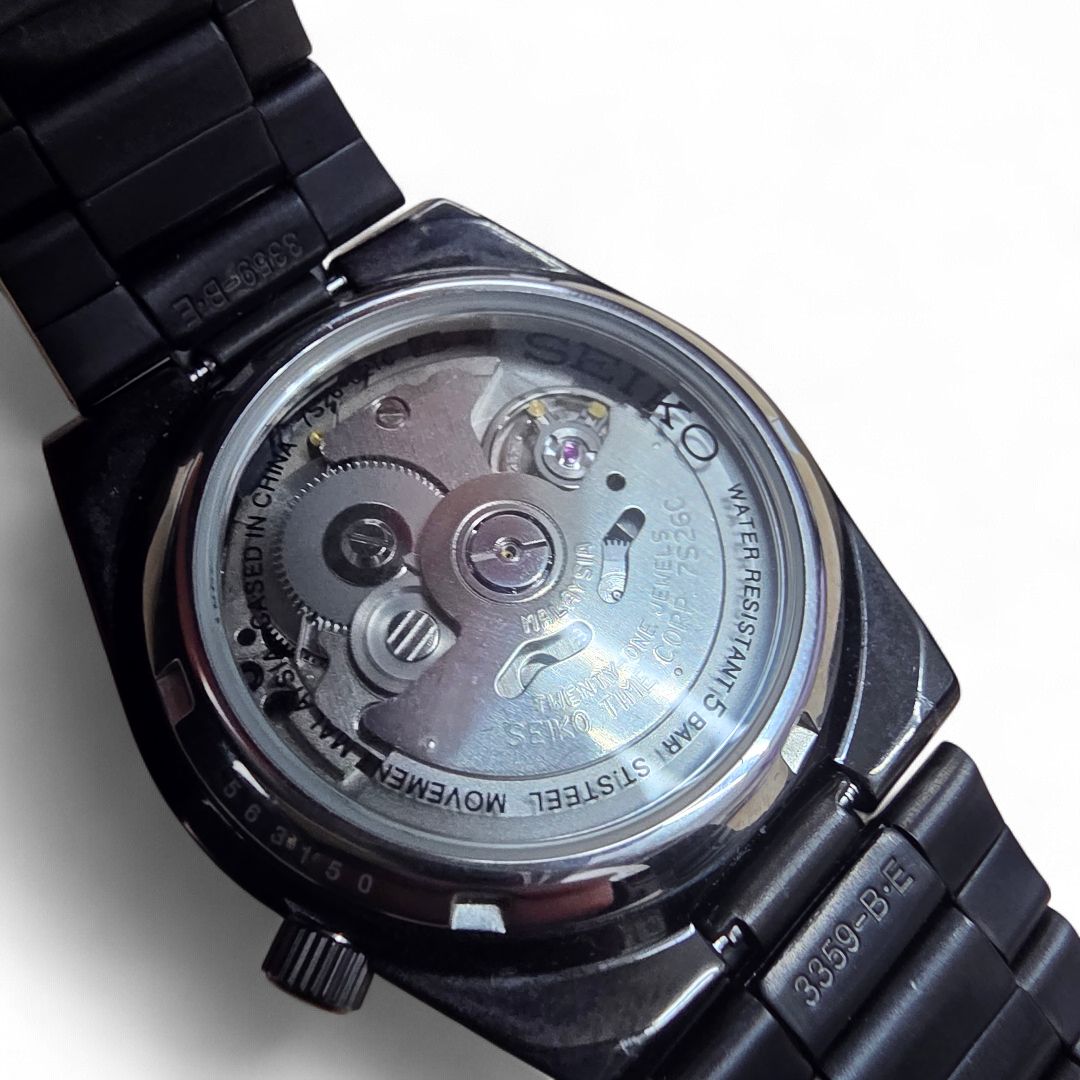  SEIKO SEIKO5 セイコーファイブ 自動巻 裏スケ 黒い稲妻 SNKE03 腕時計 きれいめ 自動巻き時計 腕時計(アナログ)