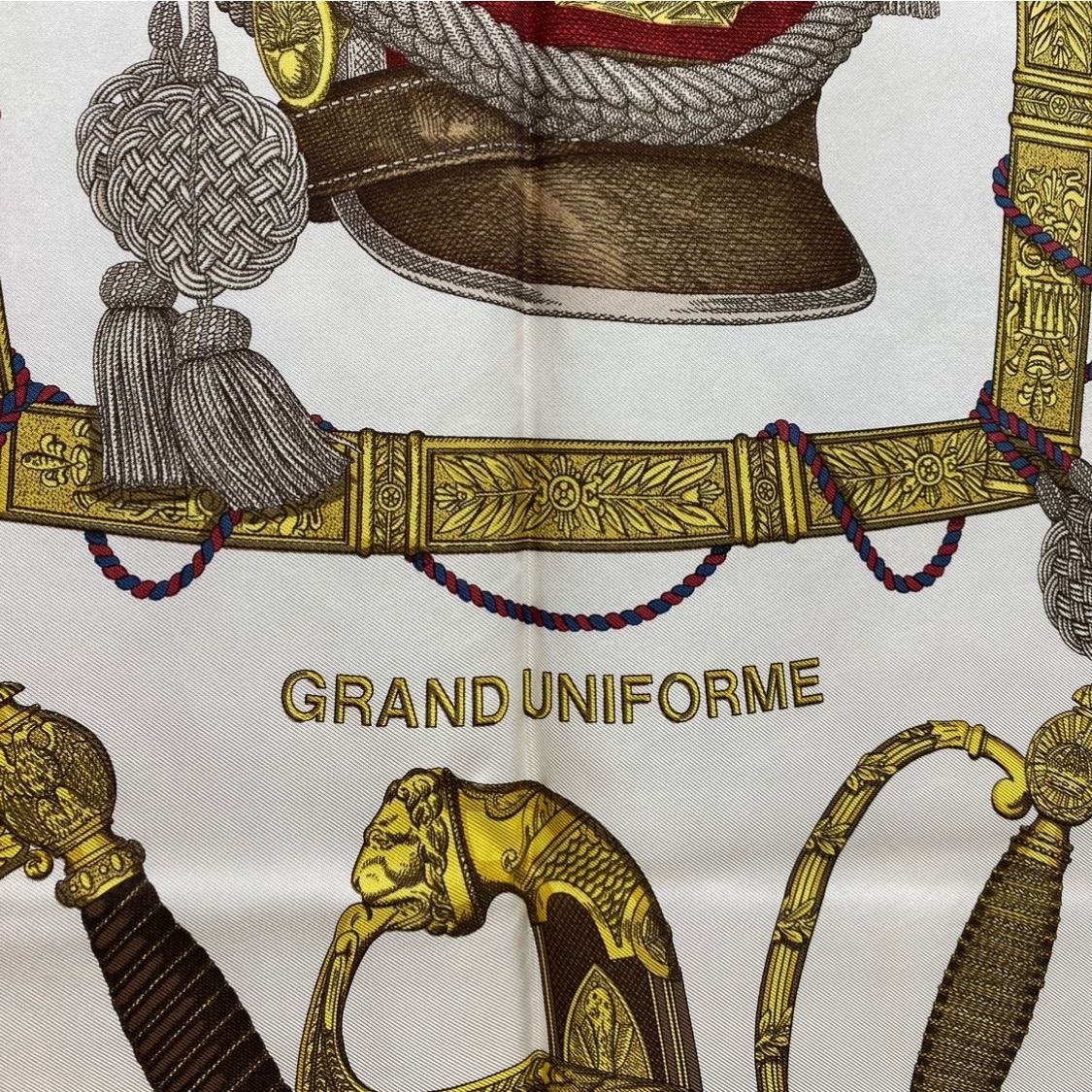 エルメス カレ90 GRAND UNIFORME シルクスカーフ 壮大な制服 HERMES