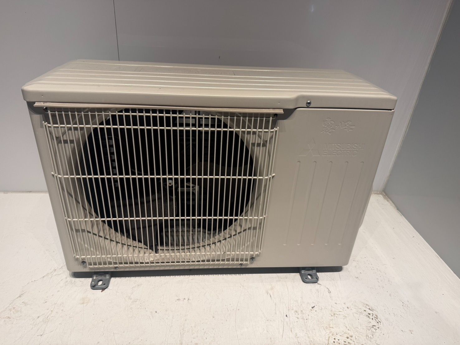 351 MITSUBISHI霧ヶ峰 2020年製エアコン 6～8畳用 - メルカリ