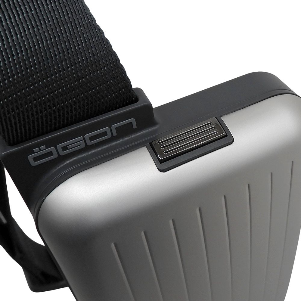 未使用品 オゴン OGON フランス製 アルミ スリングバッグ PHONE BAG 