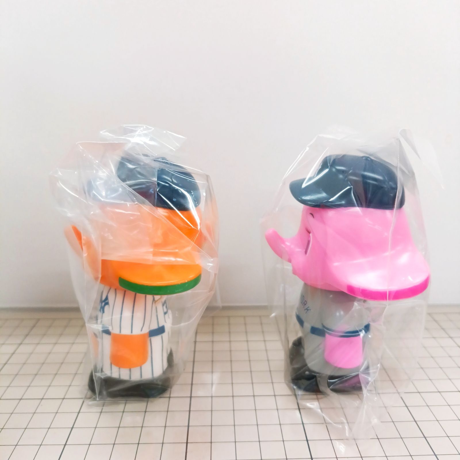 美品】ヤンキース サトちゃん＆サトコちゃん コインバンク 【公式通販】