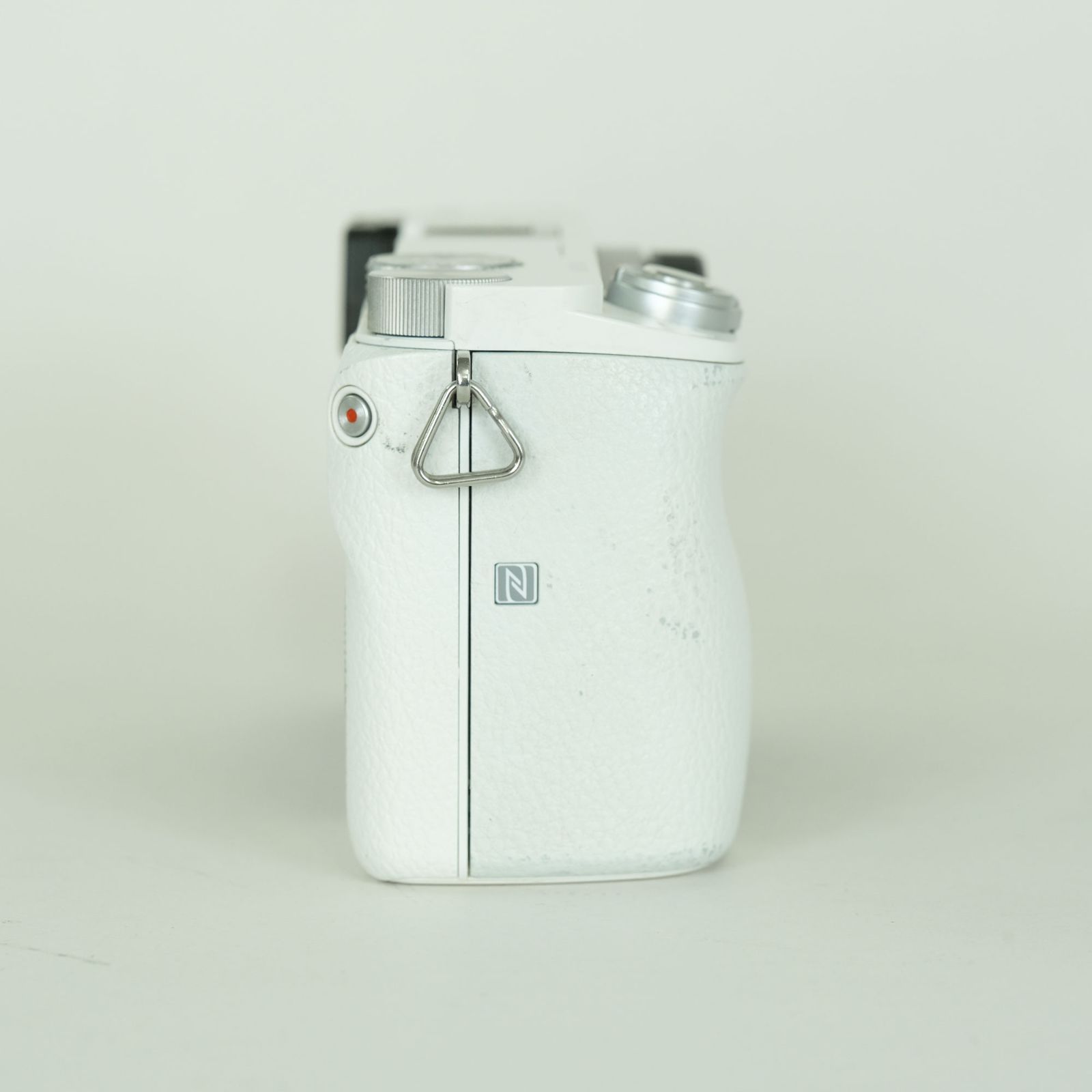 並品 | シャッター数33,430回] SONY α6000（ILCE-6000） [ボディ