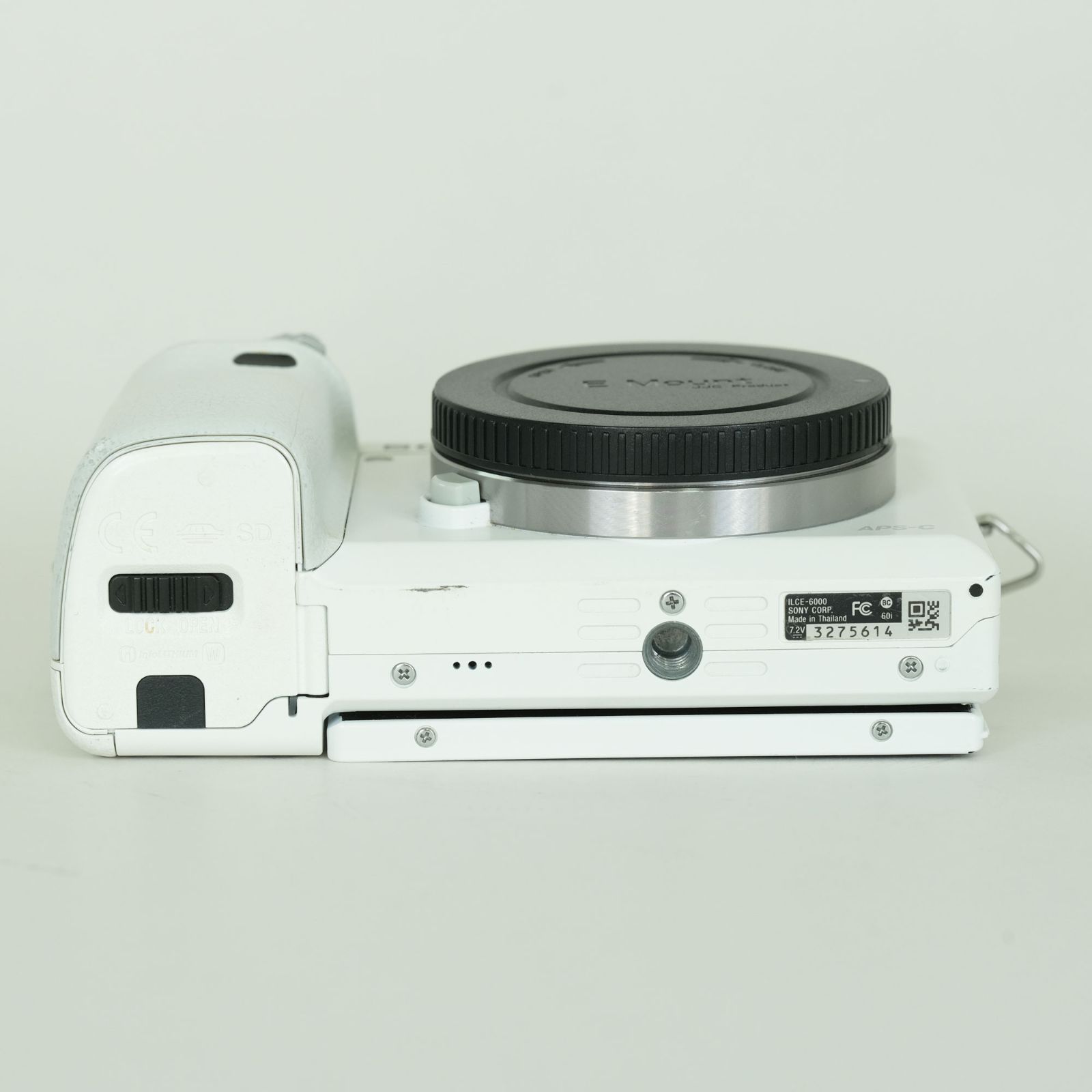 シャッター数1,937枚 SONYミレーラス ILCE-6000 α6000 並品 | シャッター数33,430回] SONY α6000（ILCE-6000） [ボディ