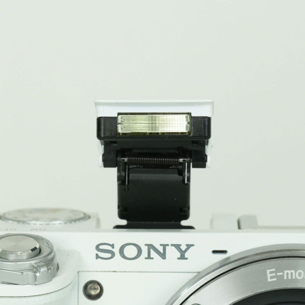 並品 | シャッター数33,430回] SONY α6000（ILCE-6000） [ボディ