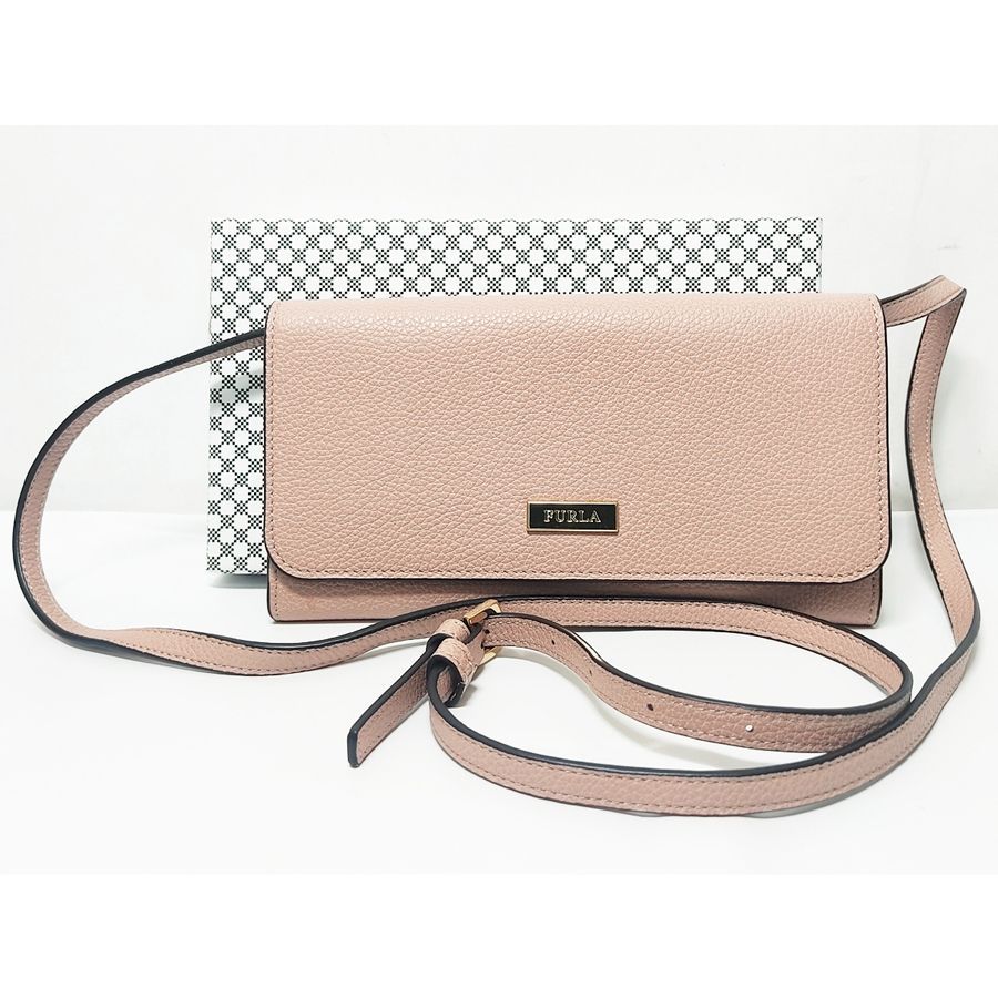 ◇中古美品◇FURLA【フルラ】 ショルダーウォレット 二つ折り長財布 