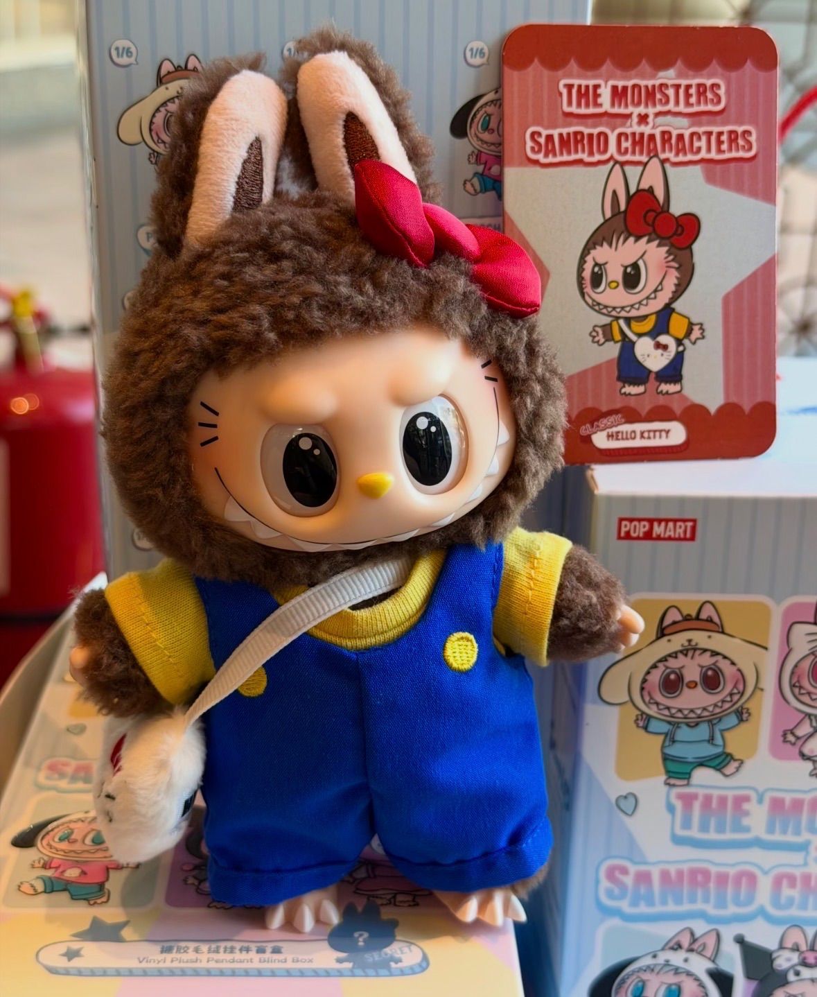 POP MART ラブブ×サンリオ ぬいぐるみペンダント クラシック ハロー